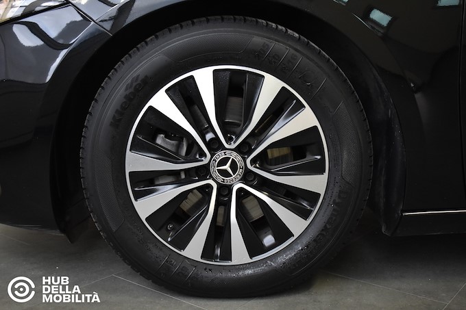 MERCEDES-BENZ A 180 d Executive